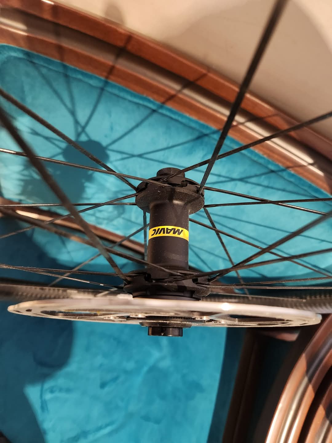 Mavic Cosmic SL 45 Carbon Tubeless Disc Brake Wheel - Shimano/Sram (Black)