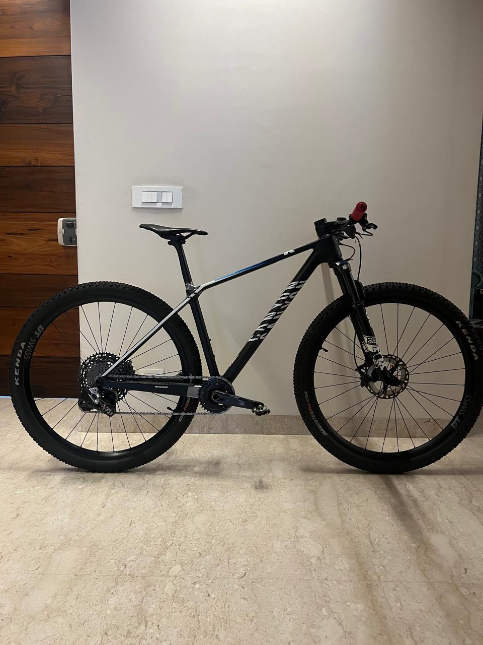 CANYON EXCEED CF SLX 8 (TEAM REPLICA COLOUR) -MTB -Small-2022
