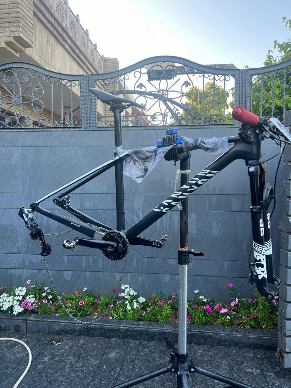 CANYON EXCEED CF SLX 8 (TEAM REPLICA COLOUR) -MTB -Small-2022 