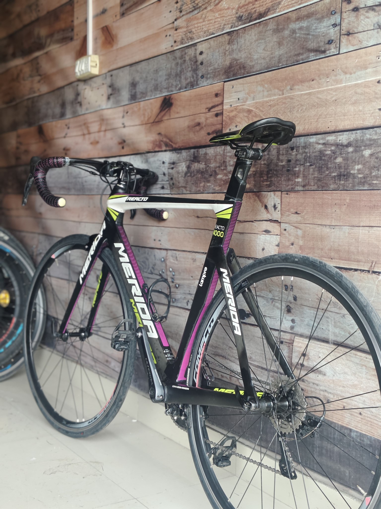 Merida Reacto 4000 Road Bike - M size 