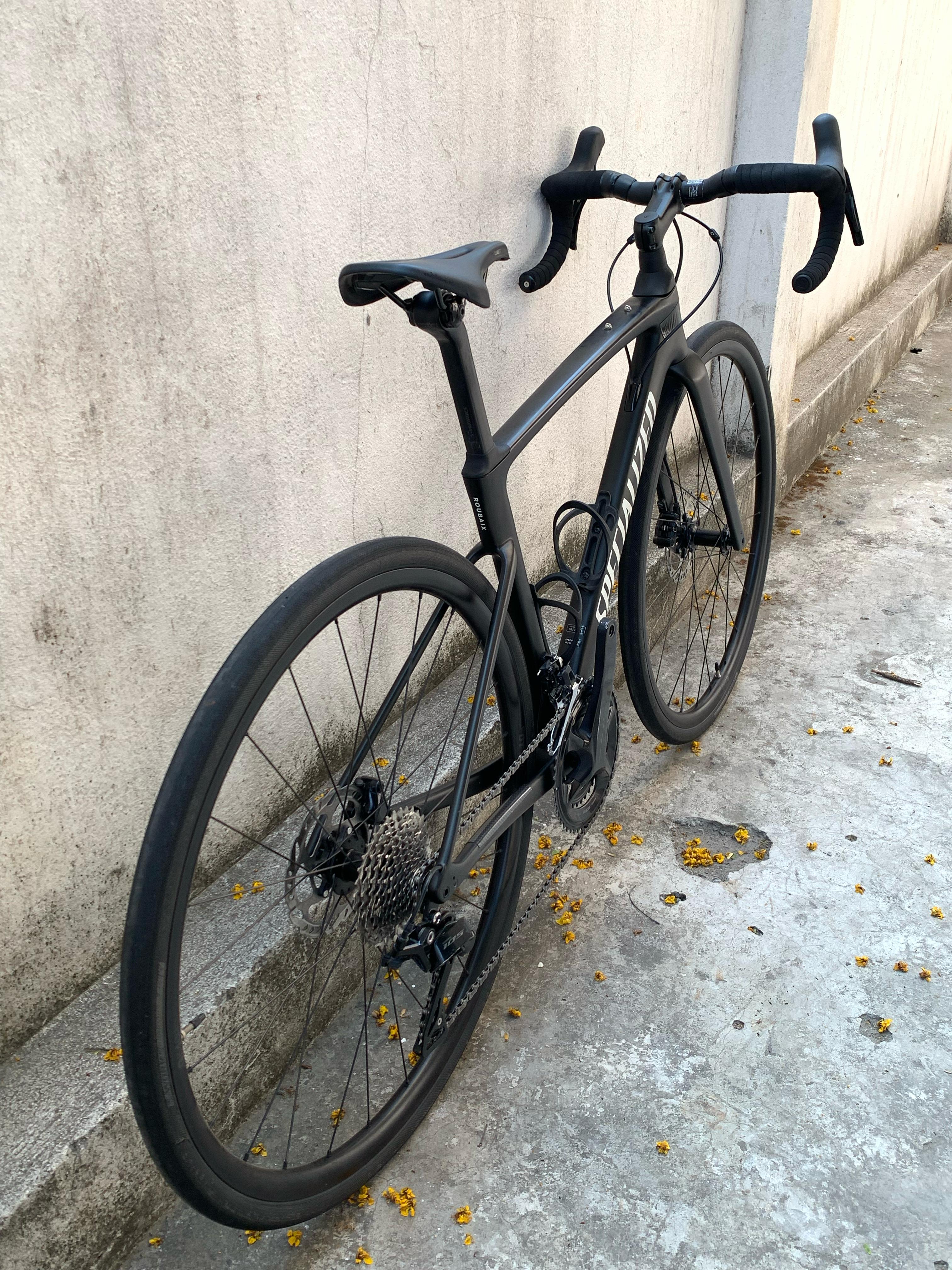 Specialized Roubaix SL8 Road Bike -52 cms -2025