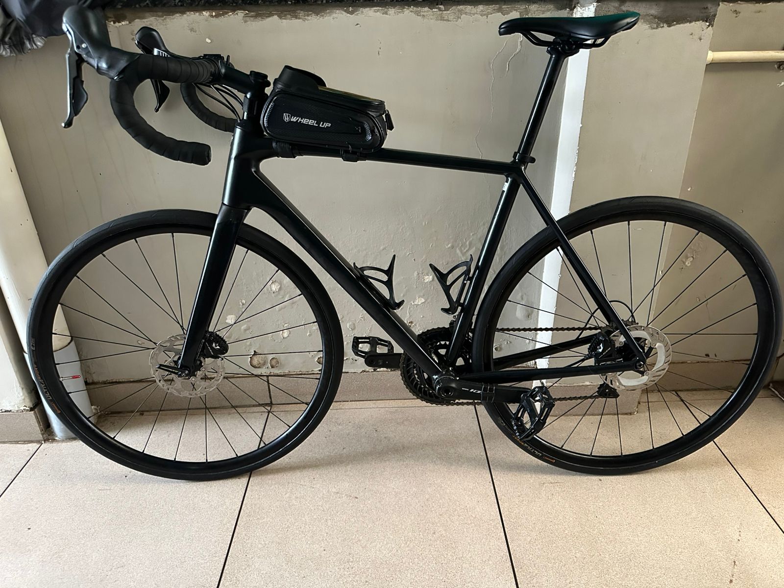 TREK EMONDA ALR 5 2023 -Large -Road Bike