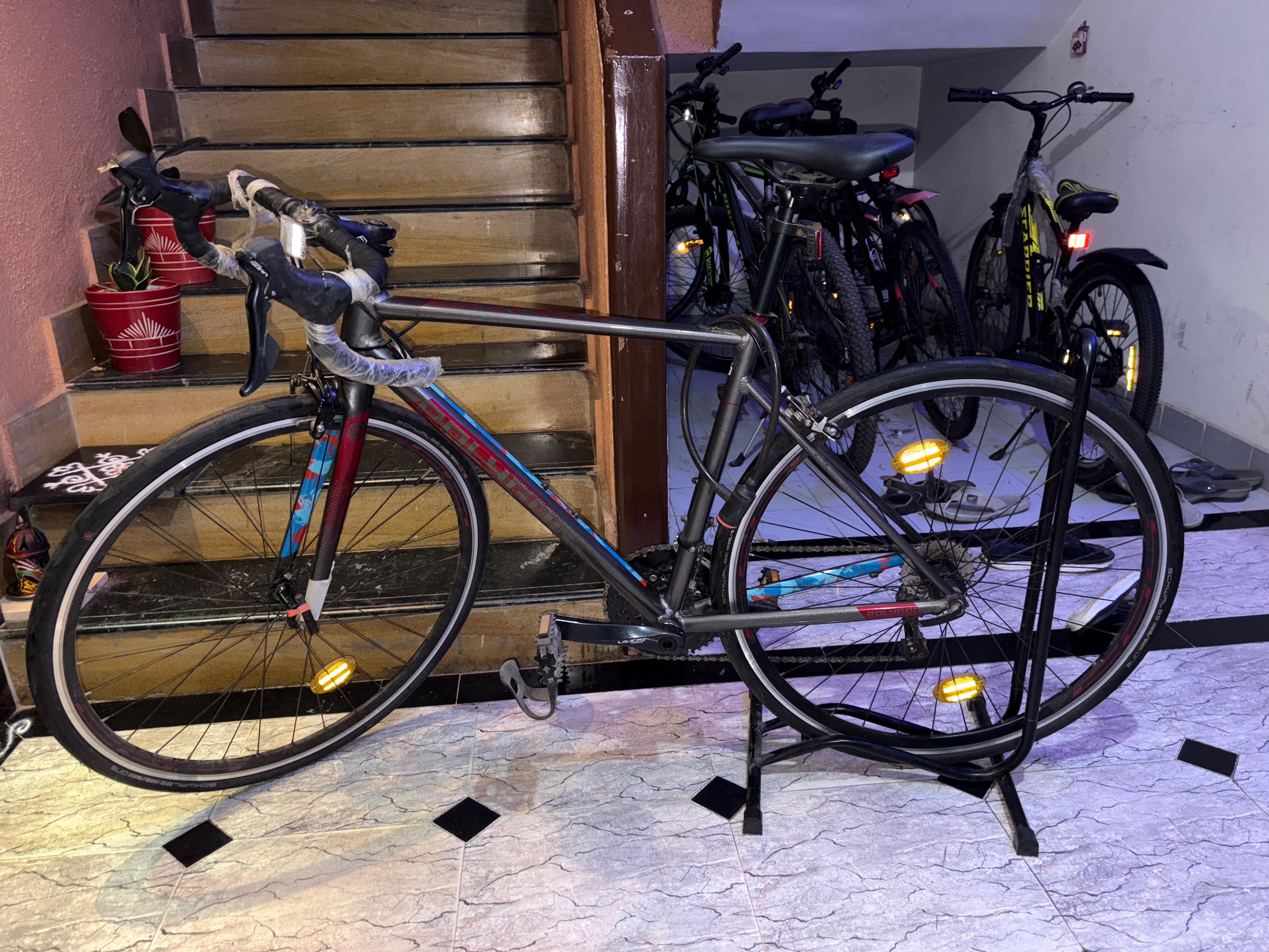 Polygon Stratoss 3 Road Bike - M -2023