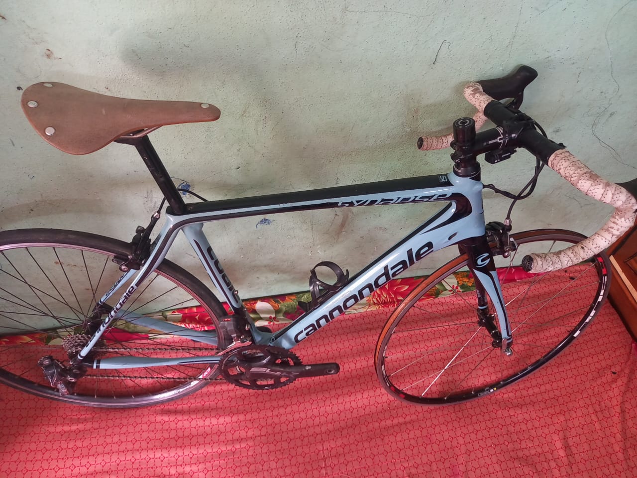 Cannondale Synapse Road Bike -54 cms