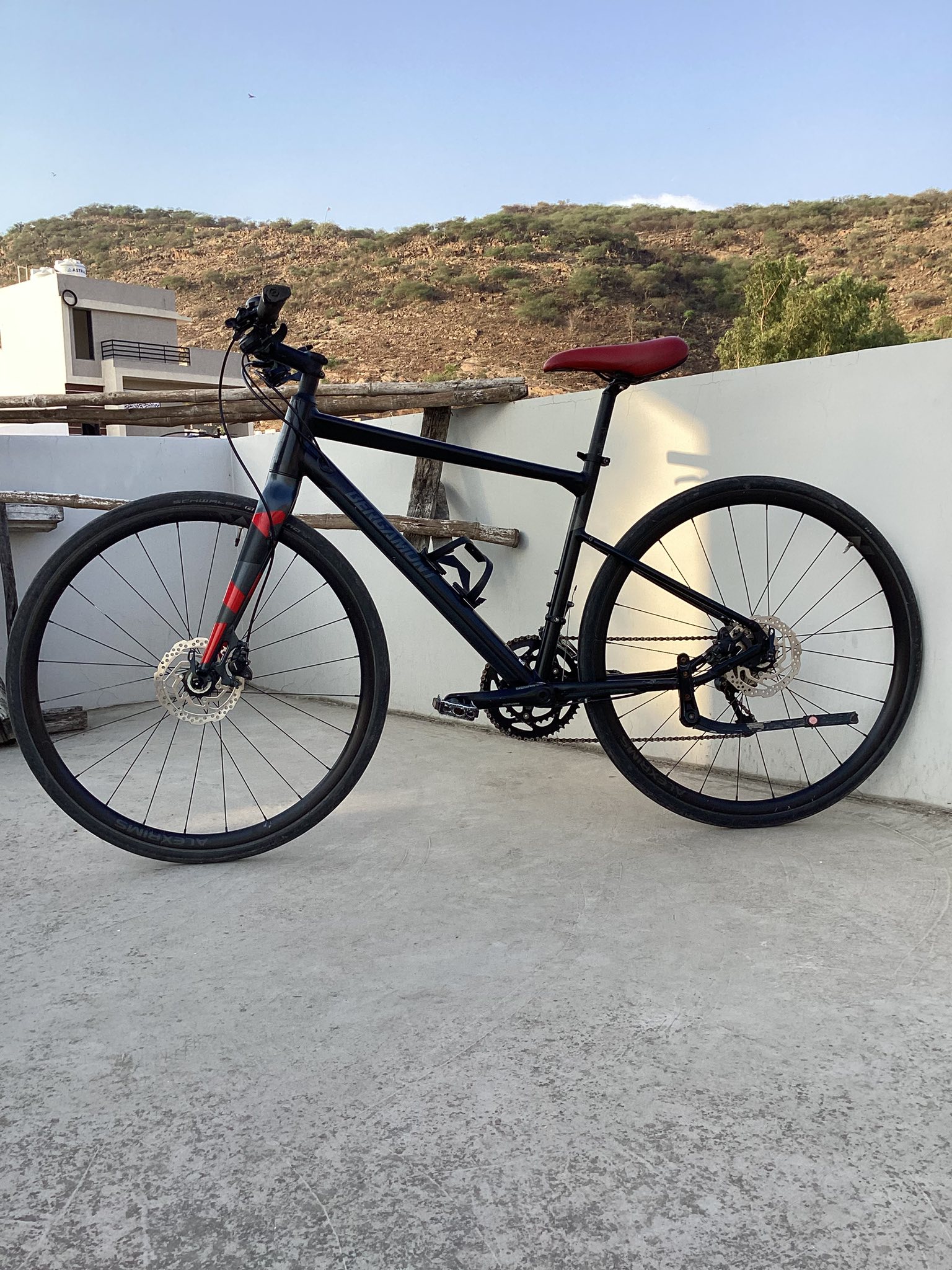 BERGAMONT SWEEP 6- Hybrid Bike-Small