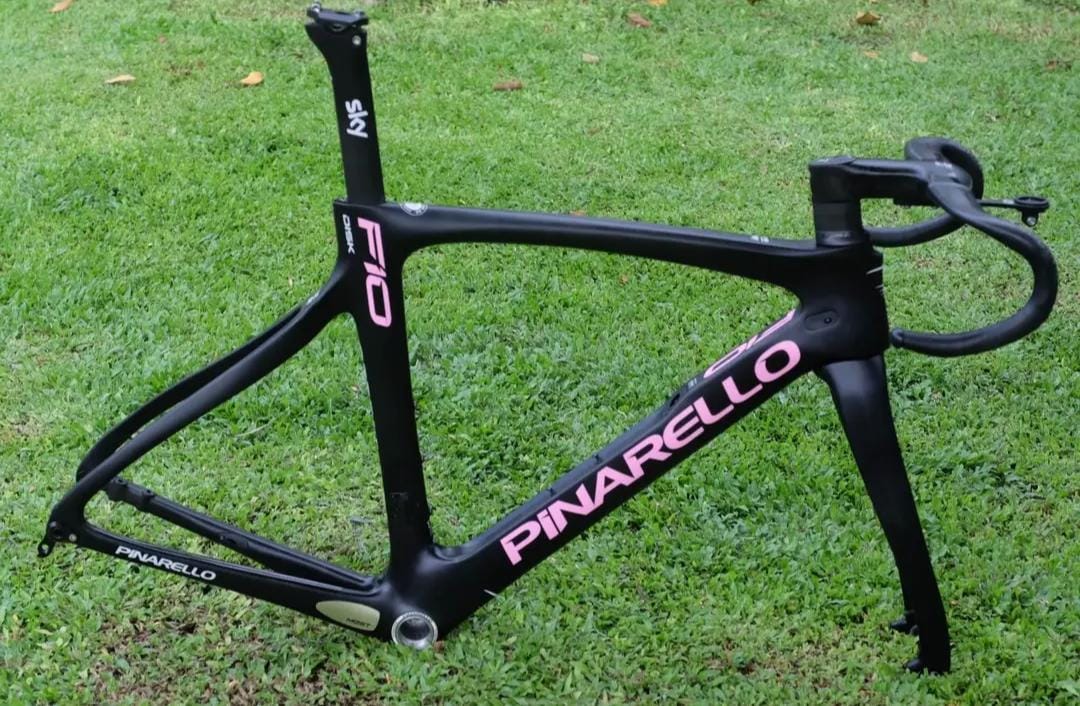 Pinarello Dogma F10 Road Frameset 51.5 cms-Disk