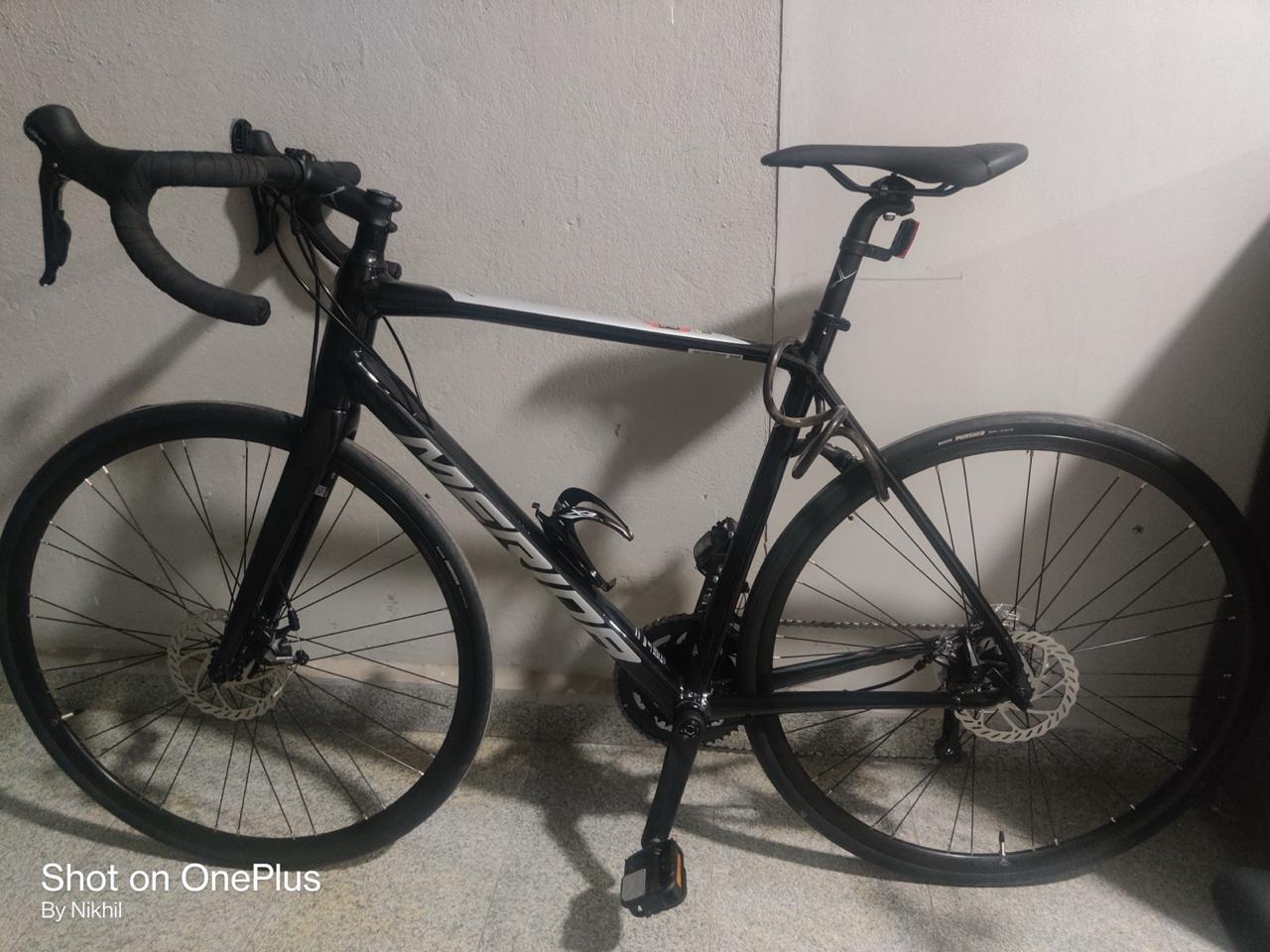 Merida Scultura 200 -Disk Road Bike -2022 -M