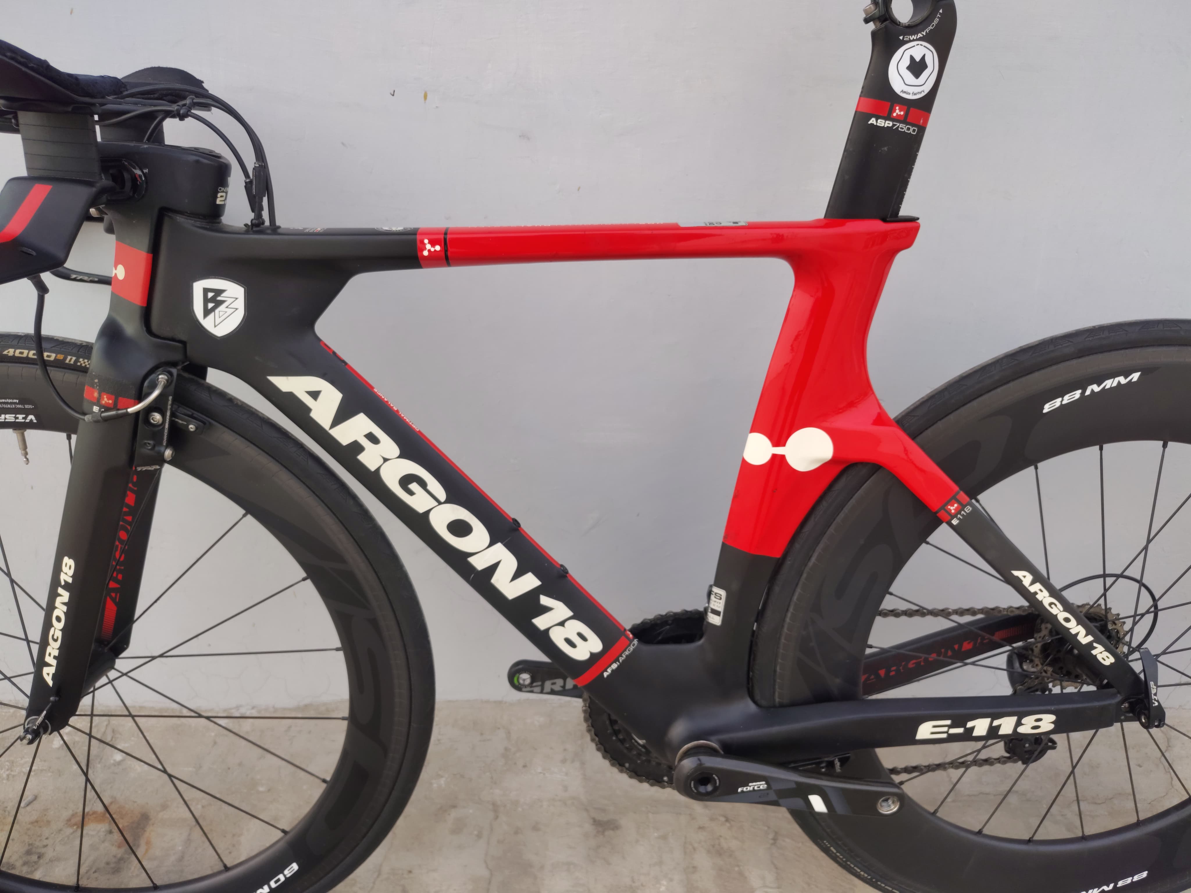 ARGON 18 X-Small フレーム ブラック/レッド Argon 18 Sum Pro Frameset – Lightweight, Aero & Performance