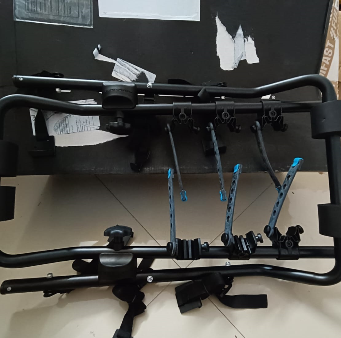 SUNCROSS-BICYCLE TRUNK MOUNT CAR RACK