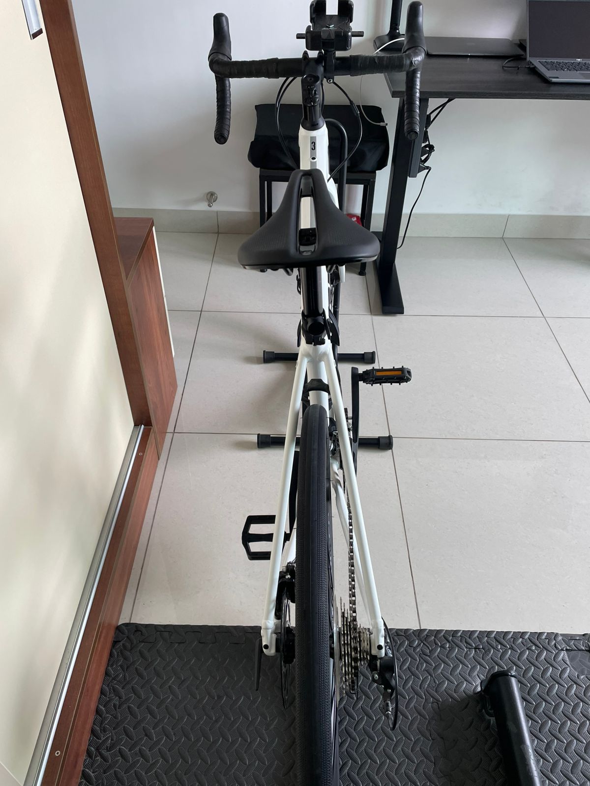Trek Domane AL 3 Road Bike -49 cms -2024