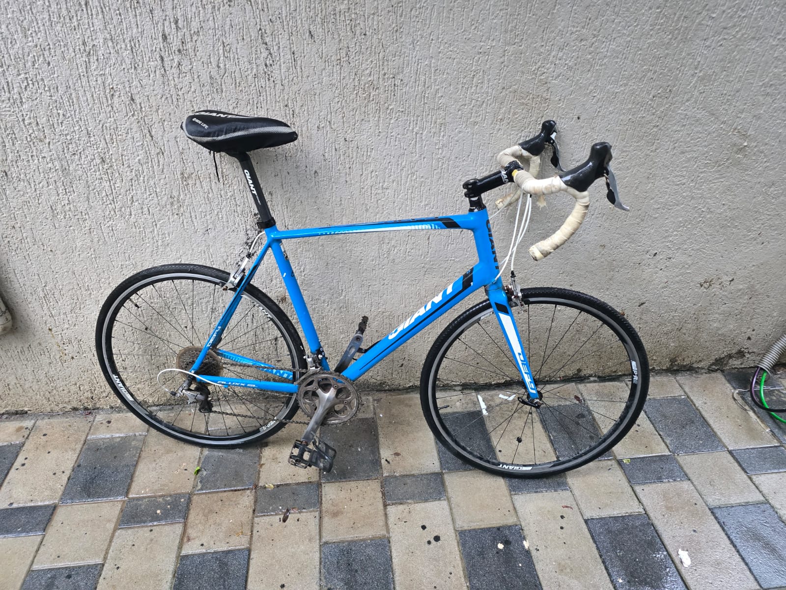 GIANT DEFY 1 CD 20 SIZE-58.5CM XLROAD BIKE 2016