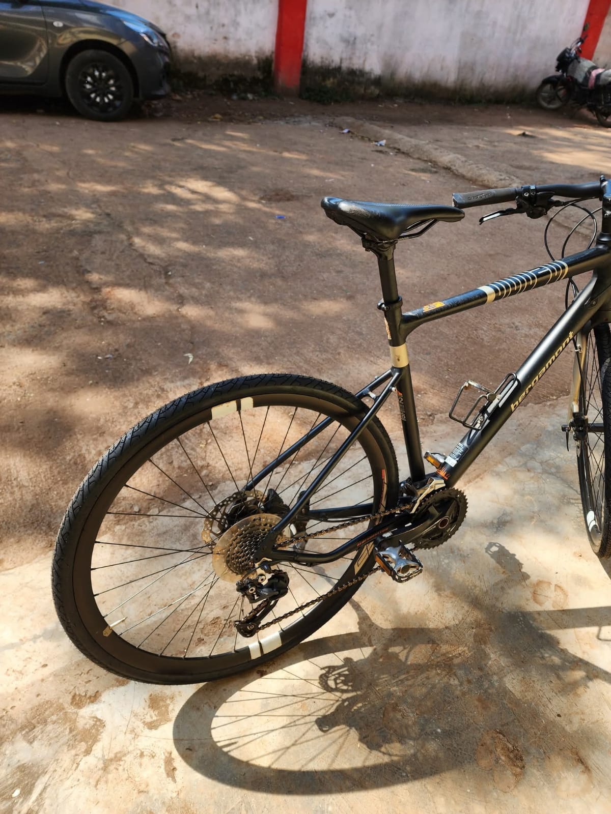 BERGAMONT SWEEP 4 SIZE-MEDIUM 