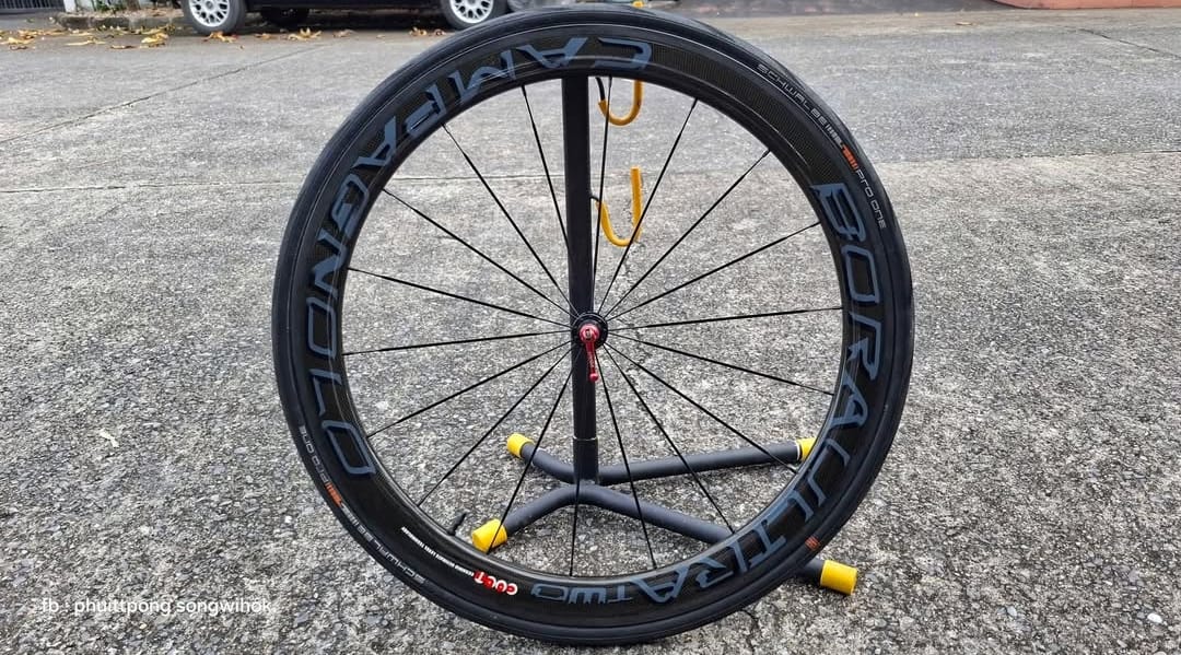 CAMPAGNOLO Front Wheel Bora Ultra Two Tubular bright label