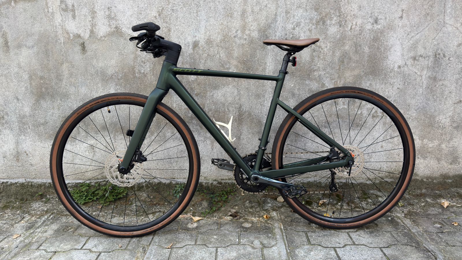SCOTT METRIX 20-ROAD BIKE -FLAT BAR -M-2023