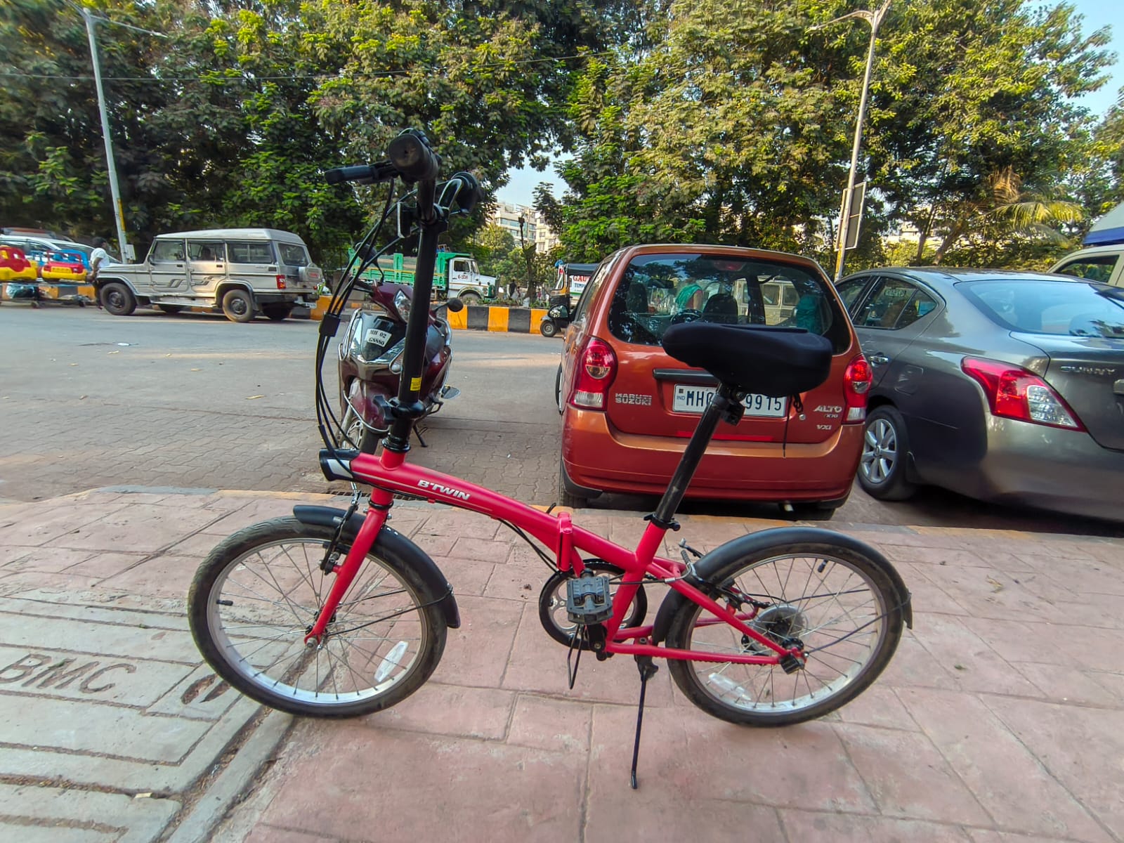 Btwin Tilt-5 Folding Bike, Adult