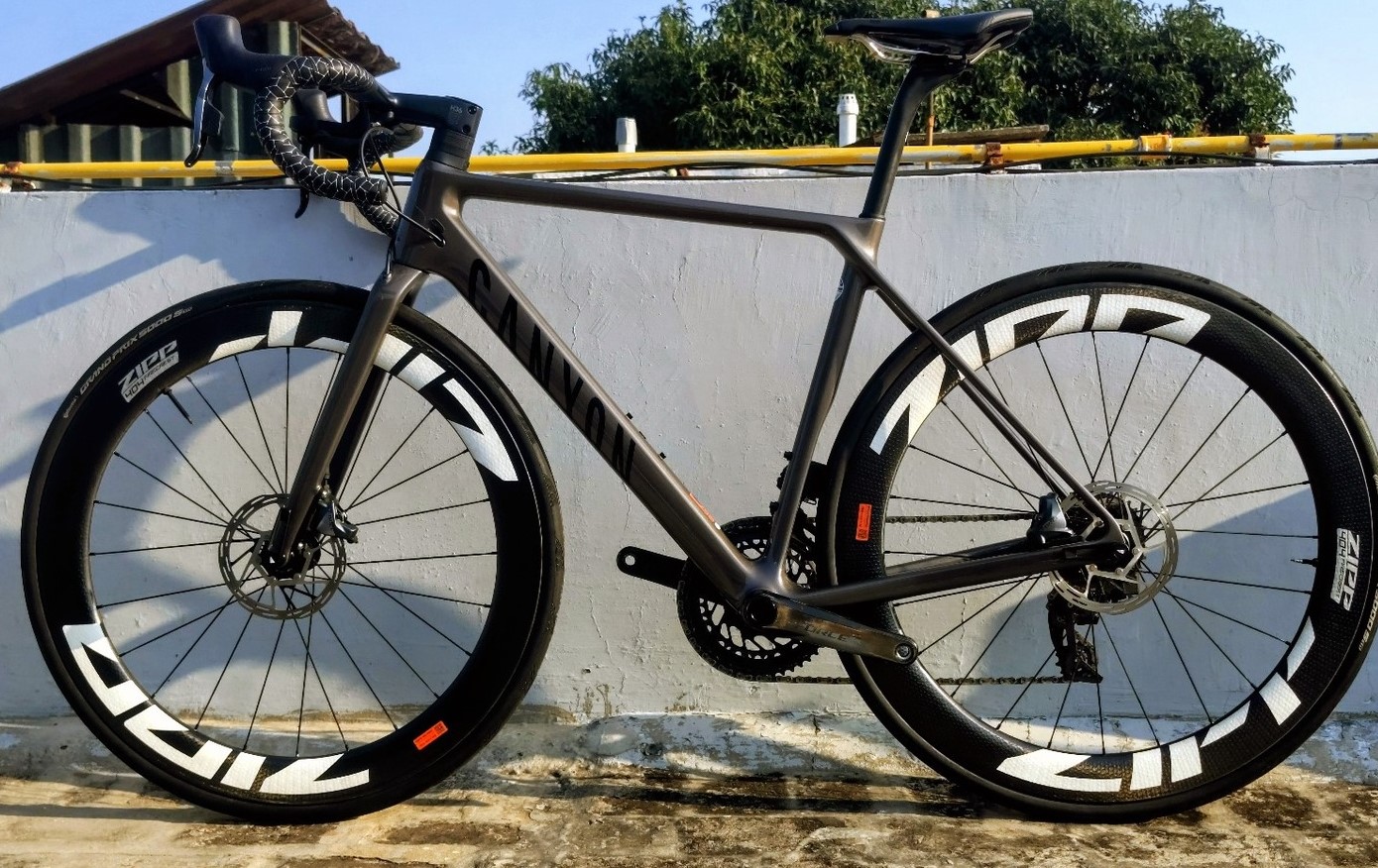CANYON ULTIMATE CF SL8-Small-SRAM 2024