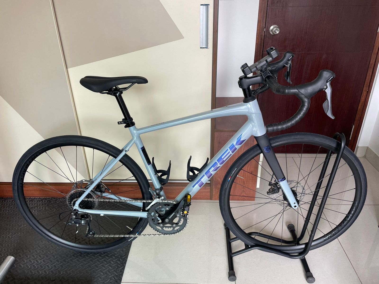 Trek Domane AL 2 Road Bike -54 cms -2023