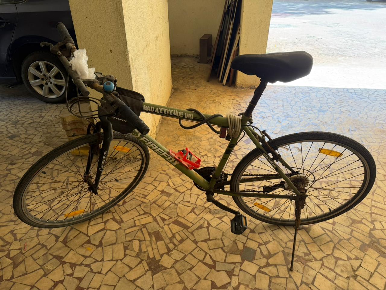 FIREFOX BAD ATTITUDE 8 -HYBRID BIKE