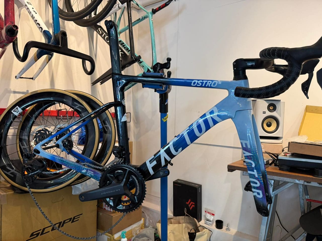 FACTOR OSTRO VAM SIZE:52 cms