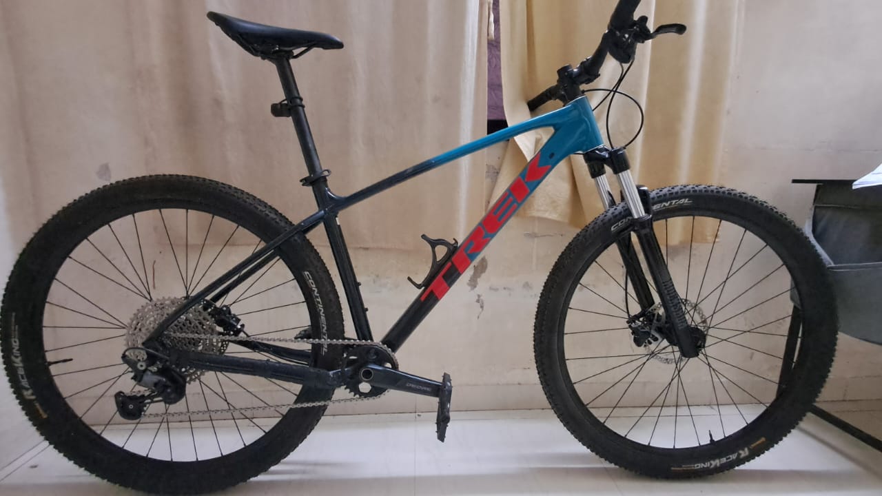 Trek Marlin 7 Gen 3- Large -2023