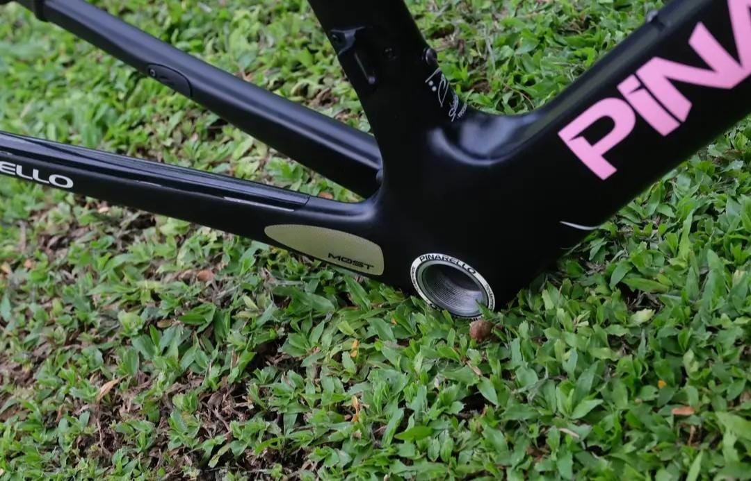 Pinarello Dogma F10 Road Frameset 51.5 cms-Disk