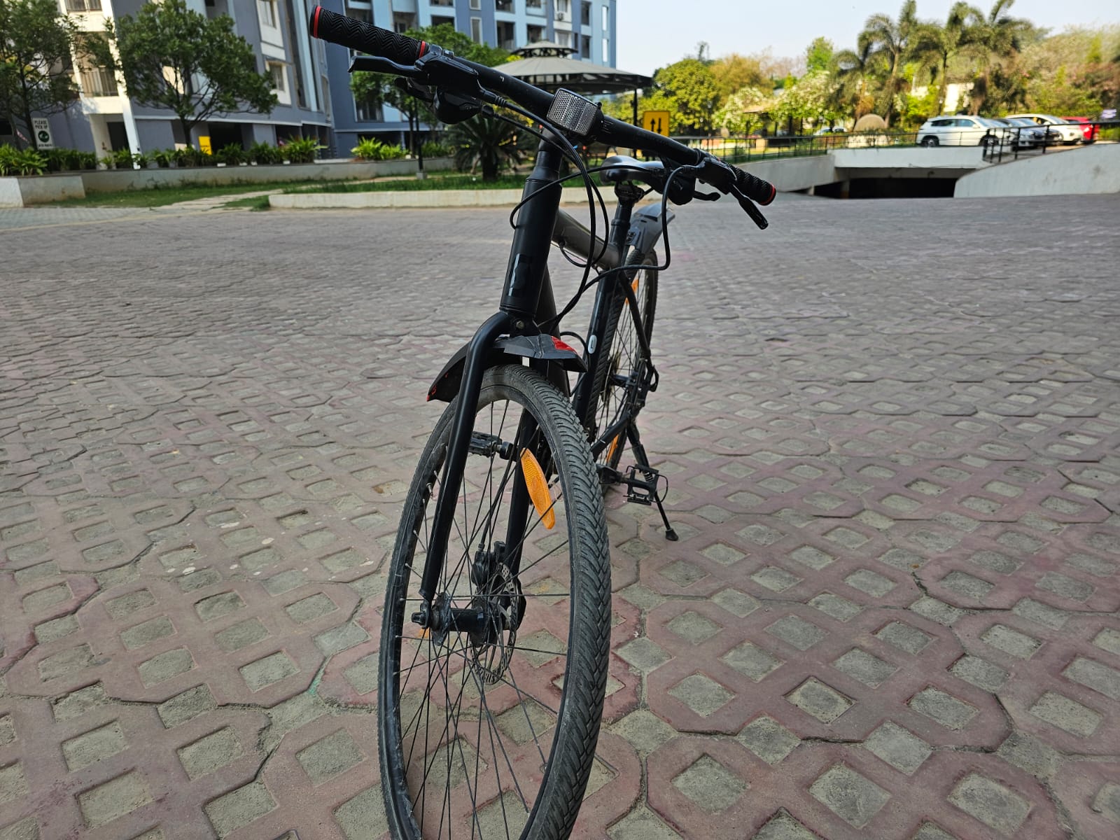 SCOTT METRIX HYBRID BIKE SIZE-LARGE 2022