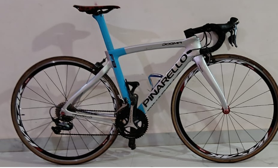 Pinarello Dogma F8 Road Bike-48 cms 