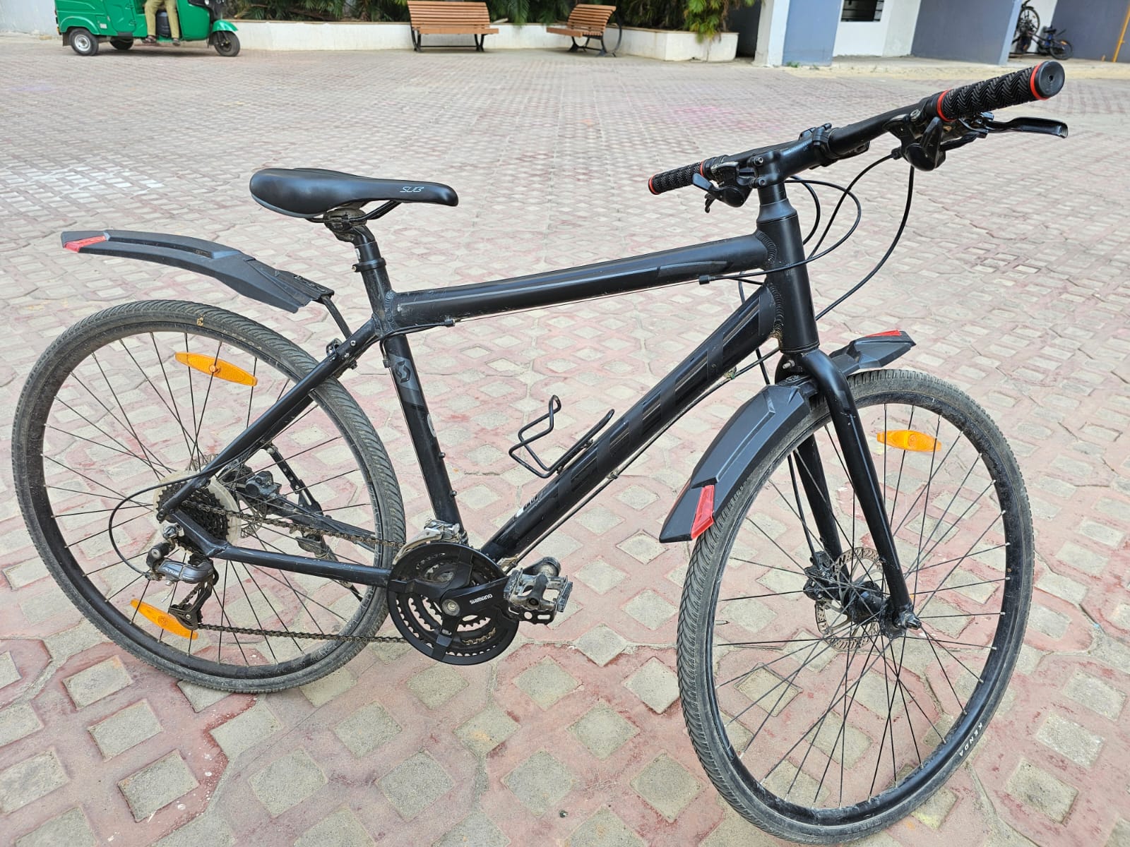 SCOTT METRIX HYBRID BIKE SIZE-LARGE 2022