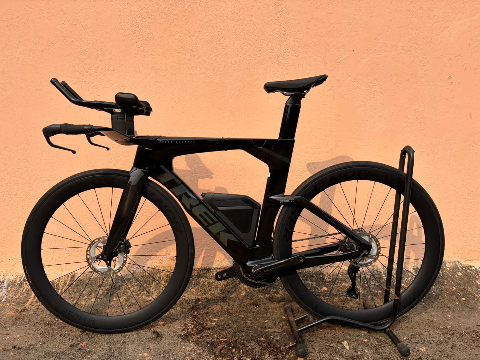 TREK SPEED CONCEPT SLR 7 TT BIKE SIZE-MEDIUM 2023
