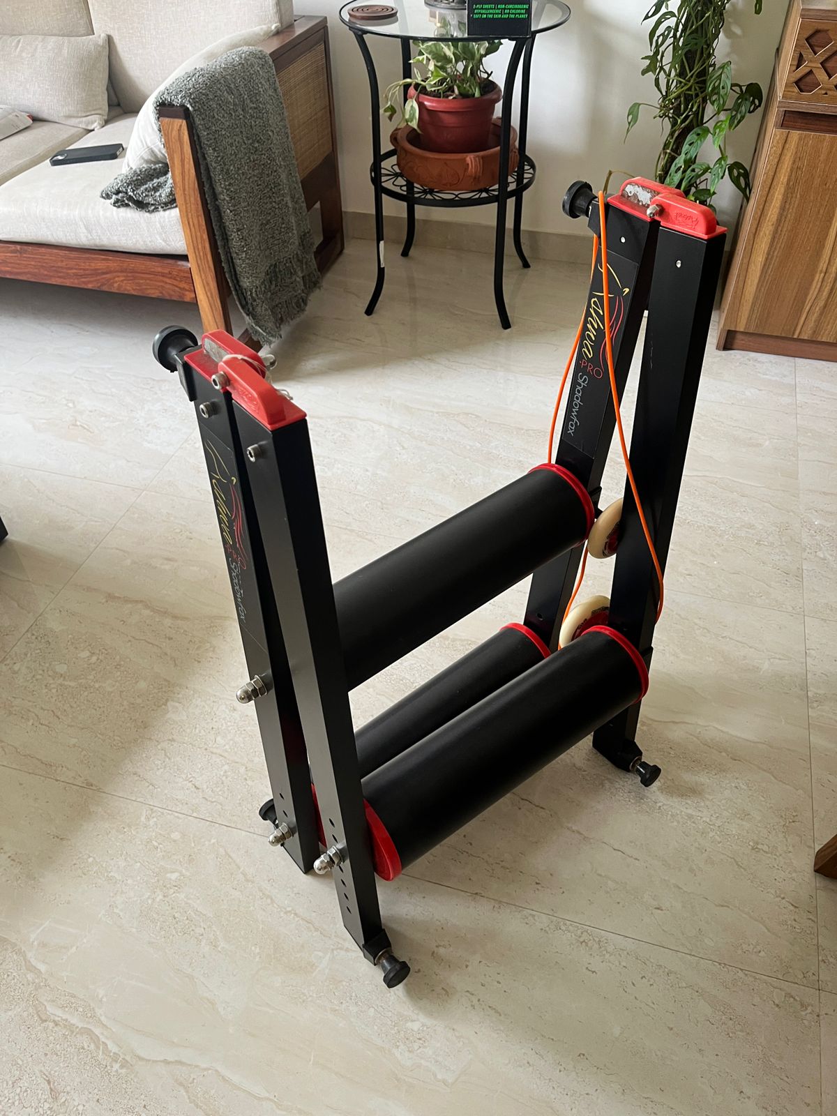 Ashwa Pro Shadowfax roller 