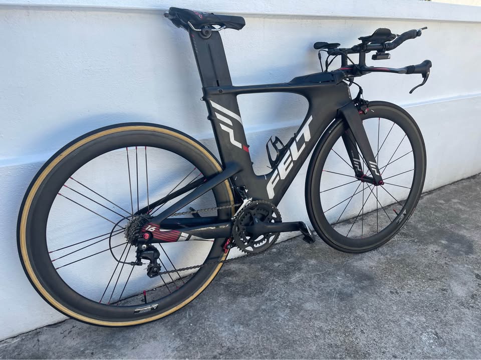 FELT IA 16 – Full Carbon TT/Triathlon Bike – Size 51  
