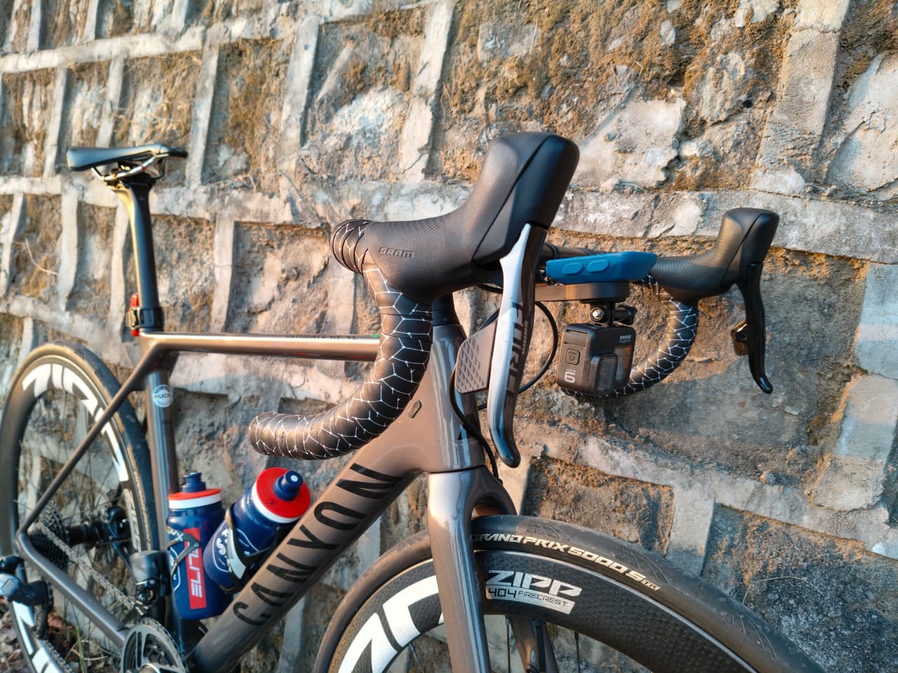 CANYON ULTIMATE CF SL 8 ROAD BIKE SIZE-SMALL 2024