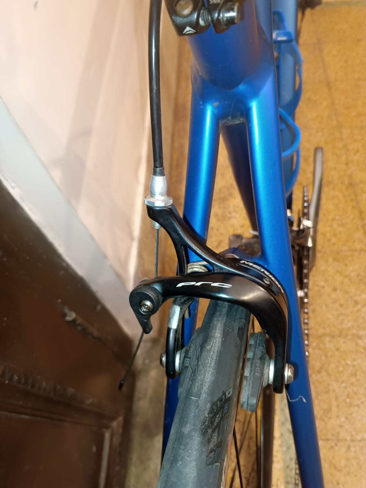 MERIDA SCULTURA 300 -RIM -2022 -SMALL