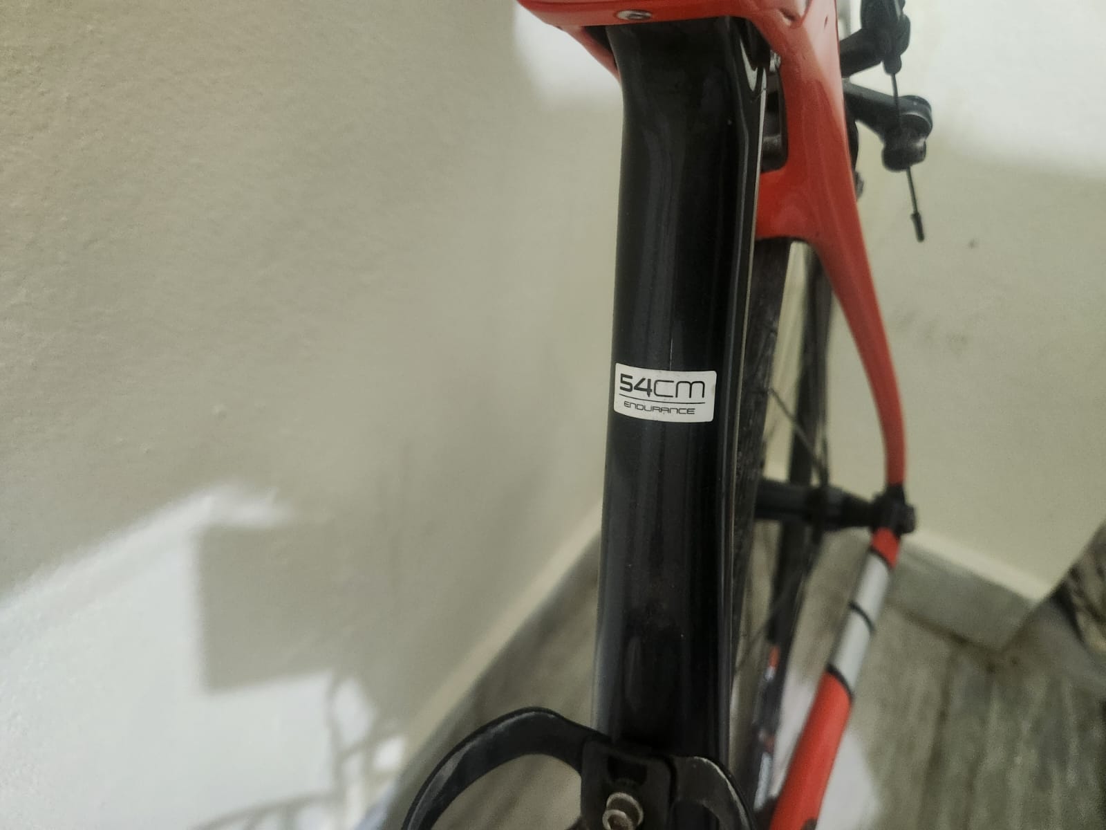 TREK DOMANE 5 ROAD BIKE SIZE-MEDIUM 54CM 2017-18