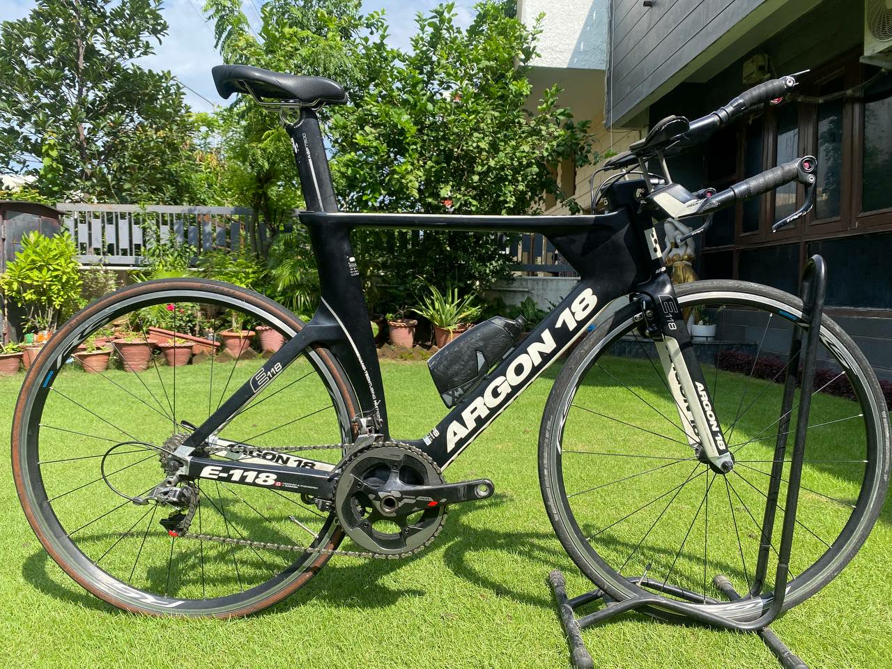 Argon-18 TT BIKE SIZE-56CM (LARGE) 2017