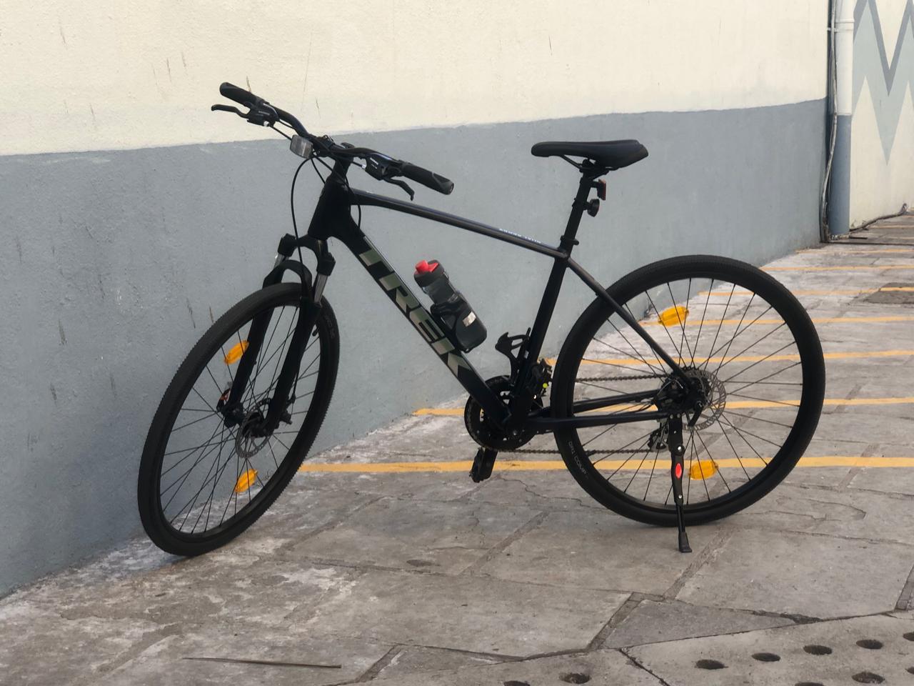 Trek Dual Sport 1 Gen 4 Hybrid Bike Size-Large 2023