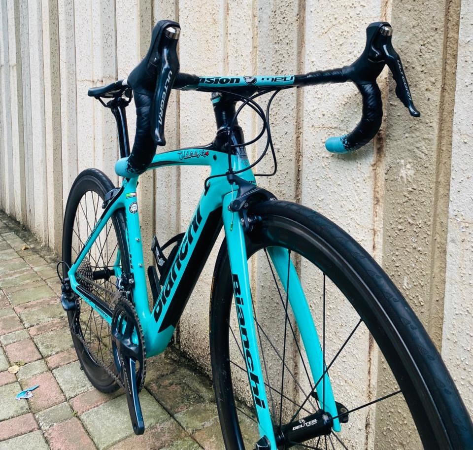 Bianchi Oltre XR4-Small -Road Bike   