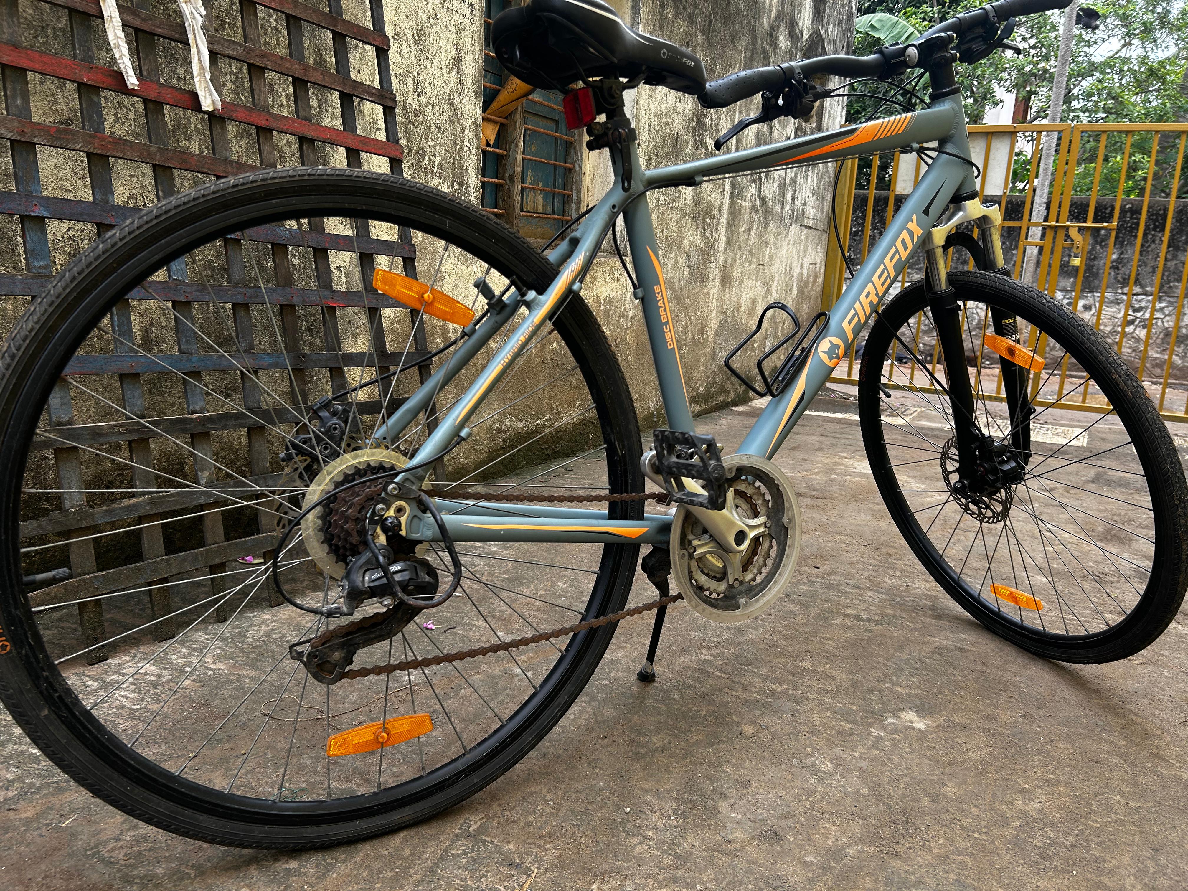 Firefox road runner C -Hybrid Bike