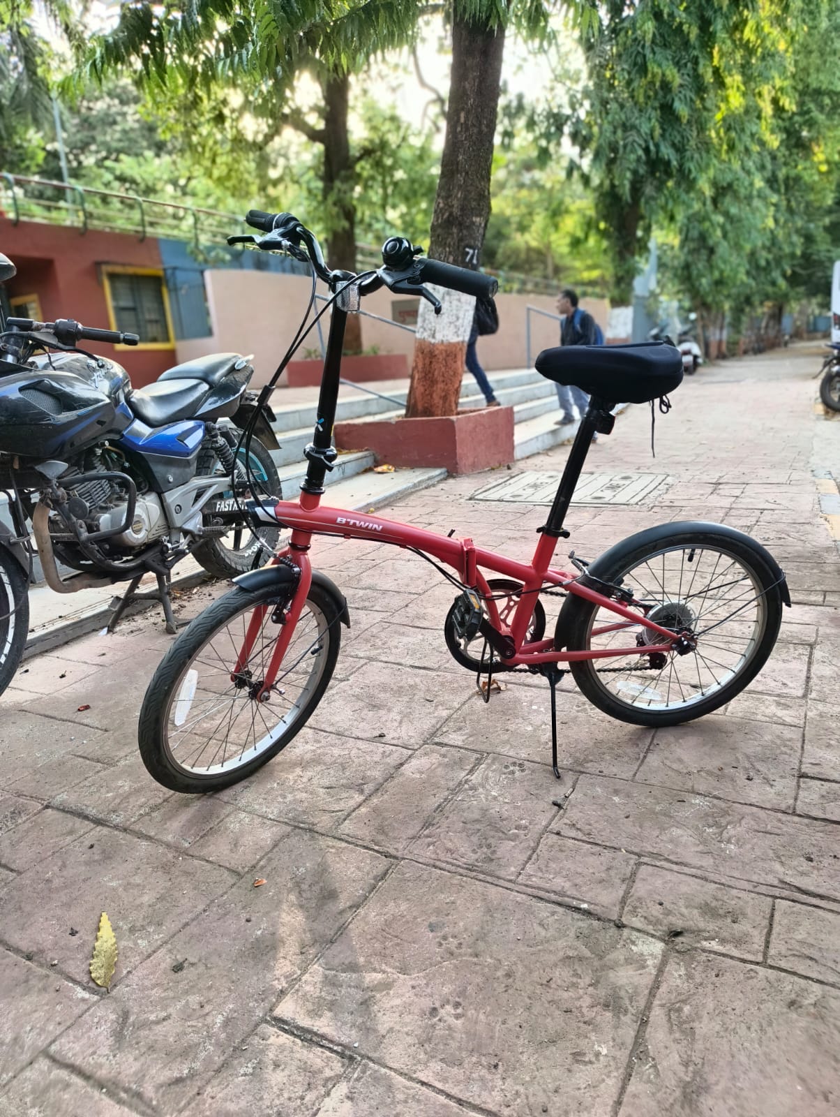 Btwin Tilt-5 Folding Bike, Adult