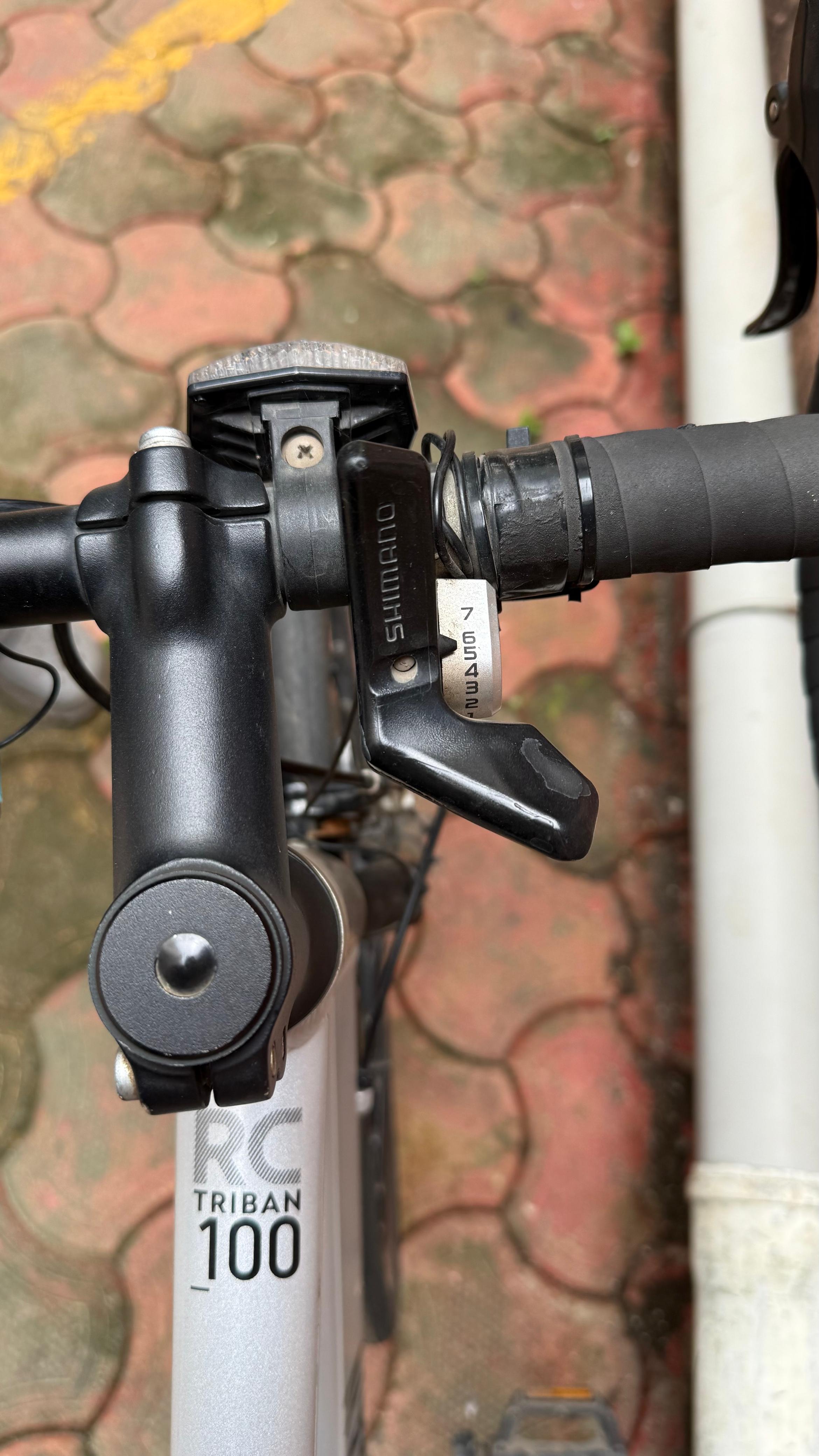 Triban RC100 Road Bike