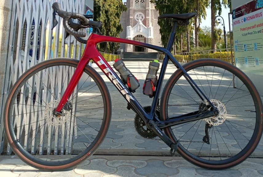 TREK Domane SL 5 Road Bike Size-56cm (Large) 2022