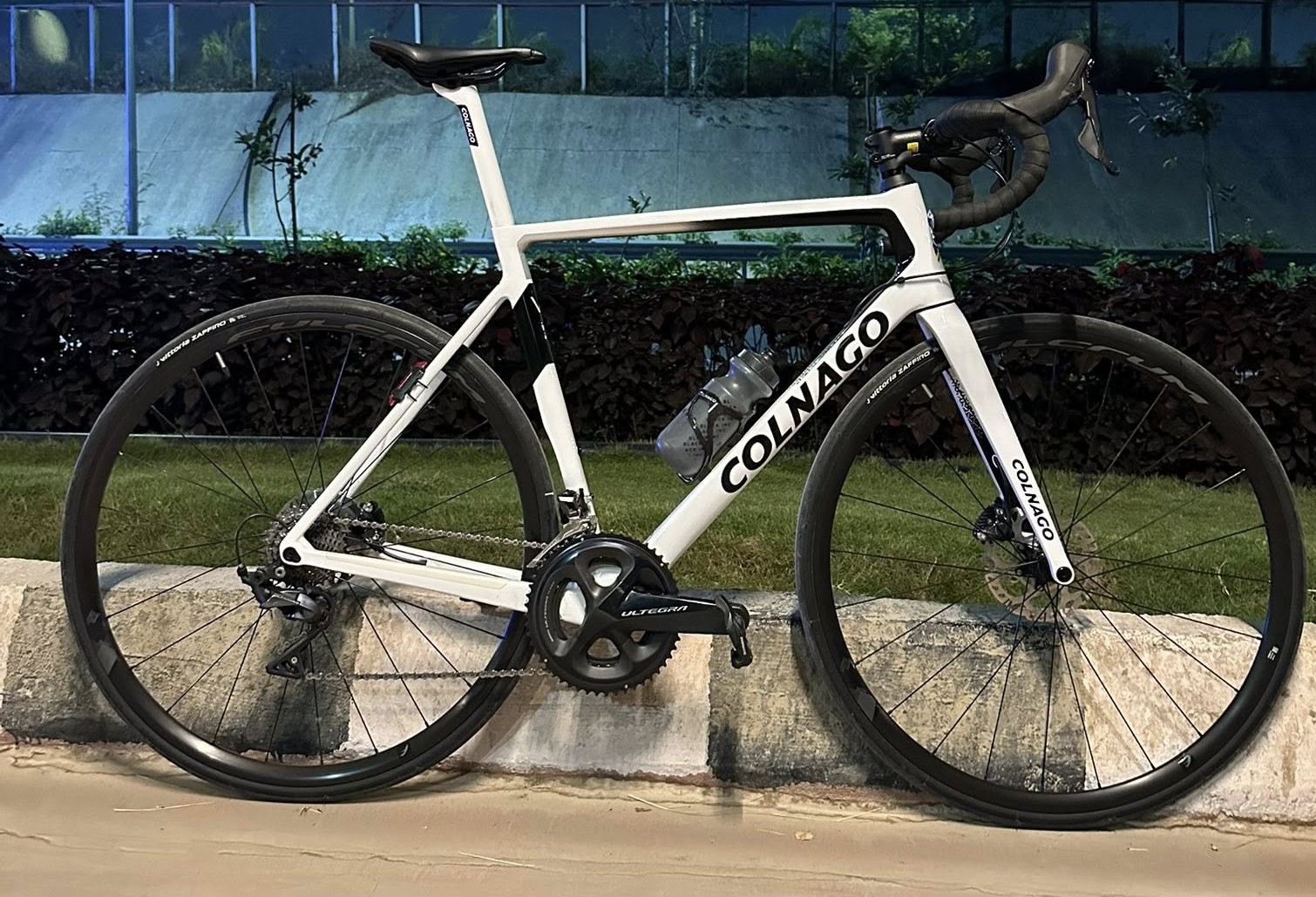 Colnago V3 Road Bike -54 cms