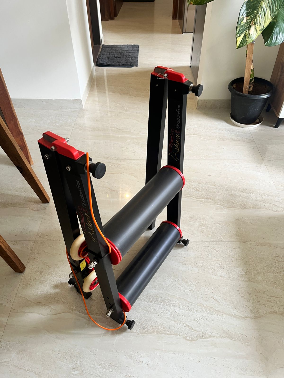Ashwa Pro Shadowfax roller 