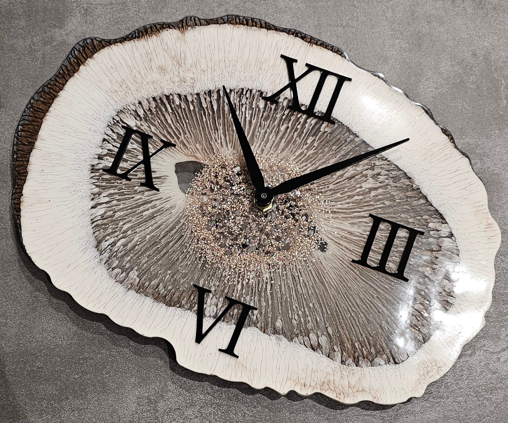 Sieninis laikrodis - 25x30 cm