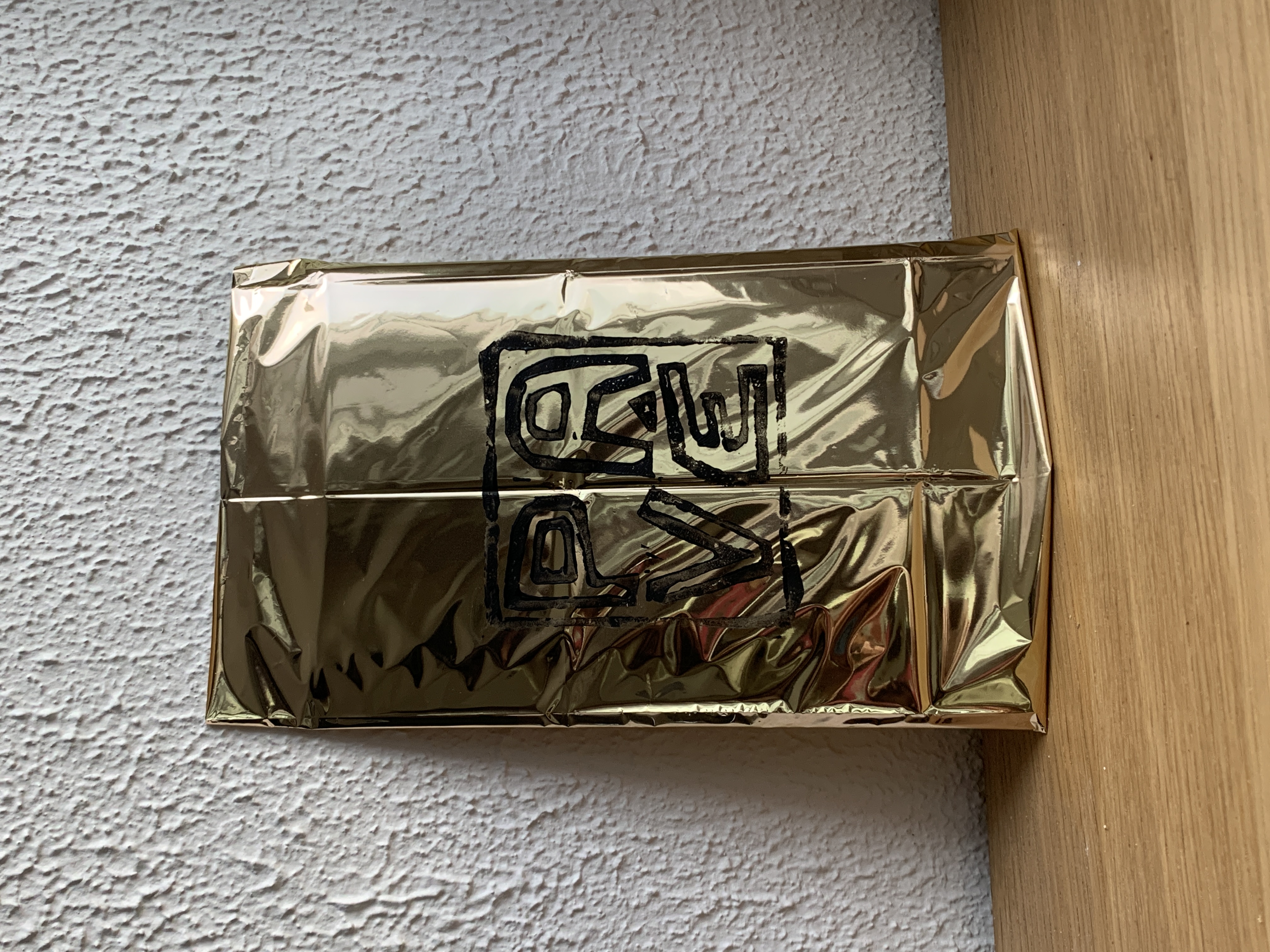 Édition Limité  - Pavé La Revue - LAID