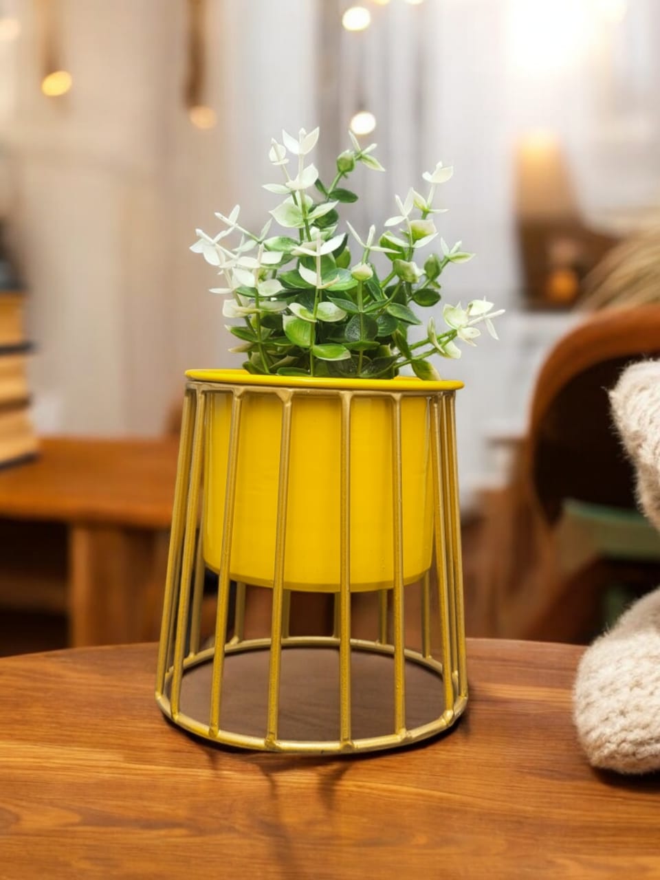 Elegant Geometric Planter Stand – yellow  & Gold