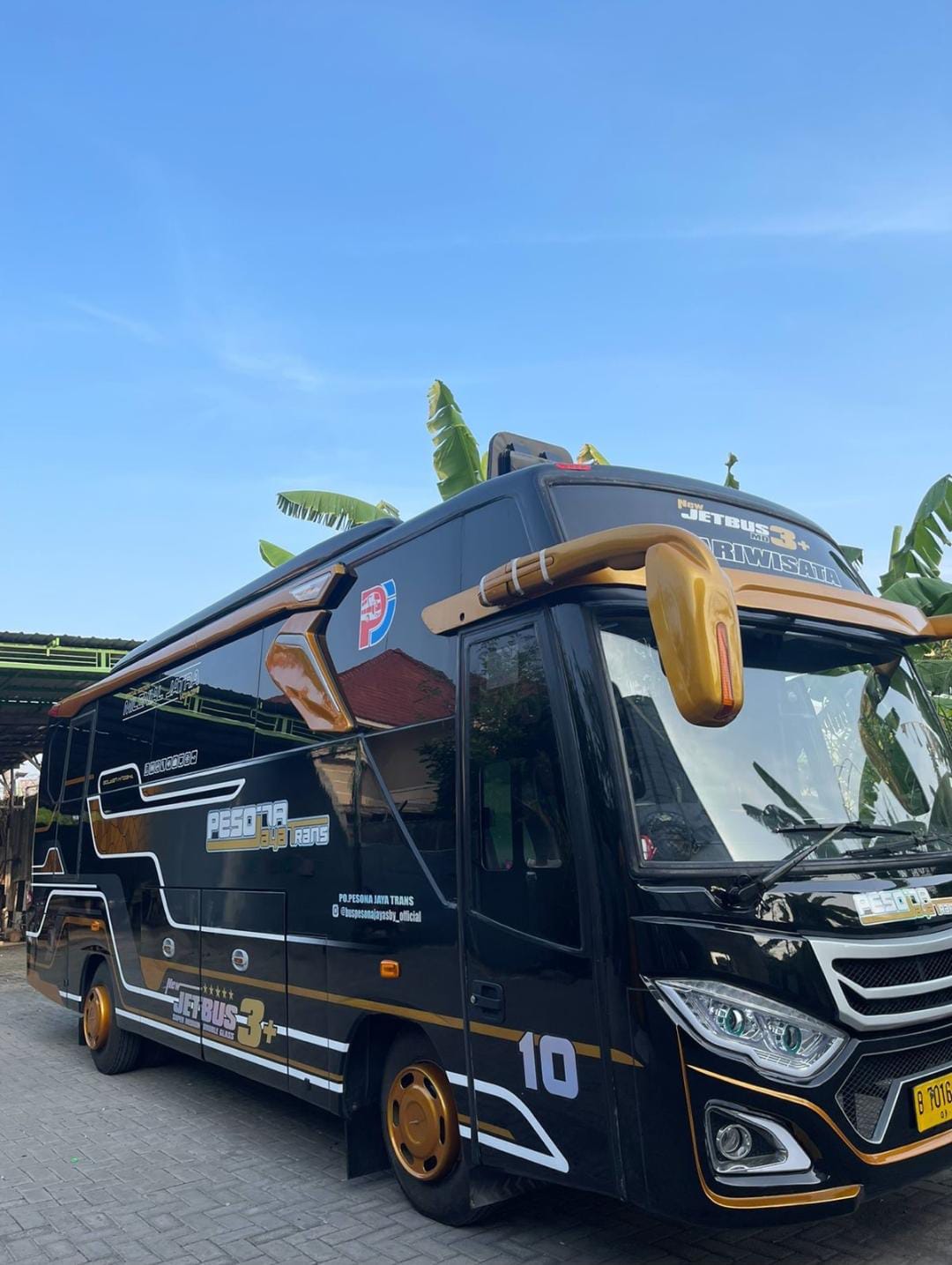 MEDIUM BUS EKSEKUTIF UNIT 5