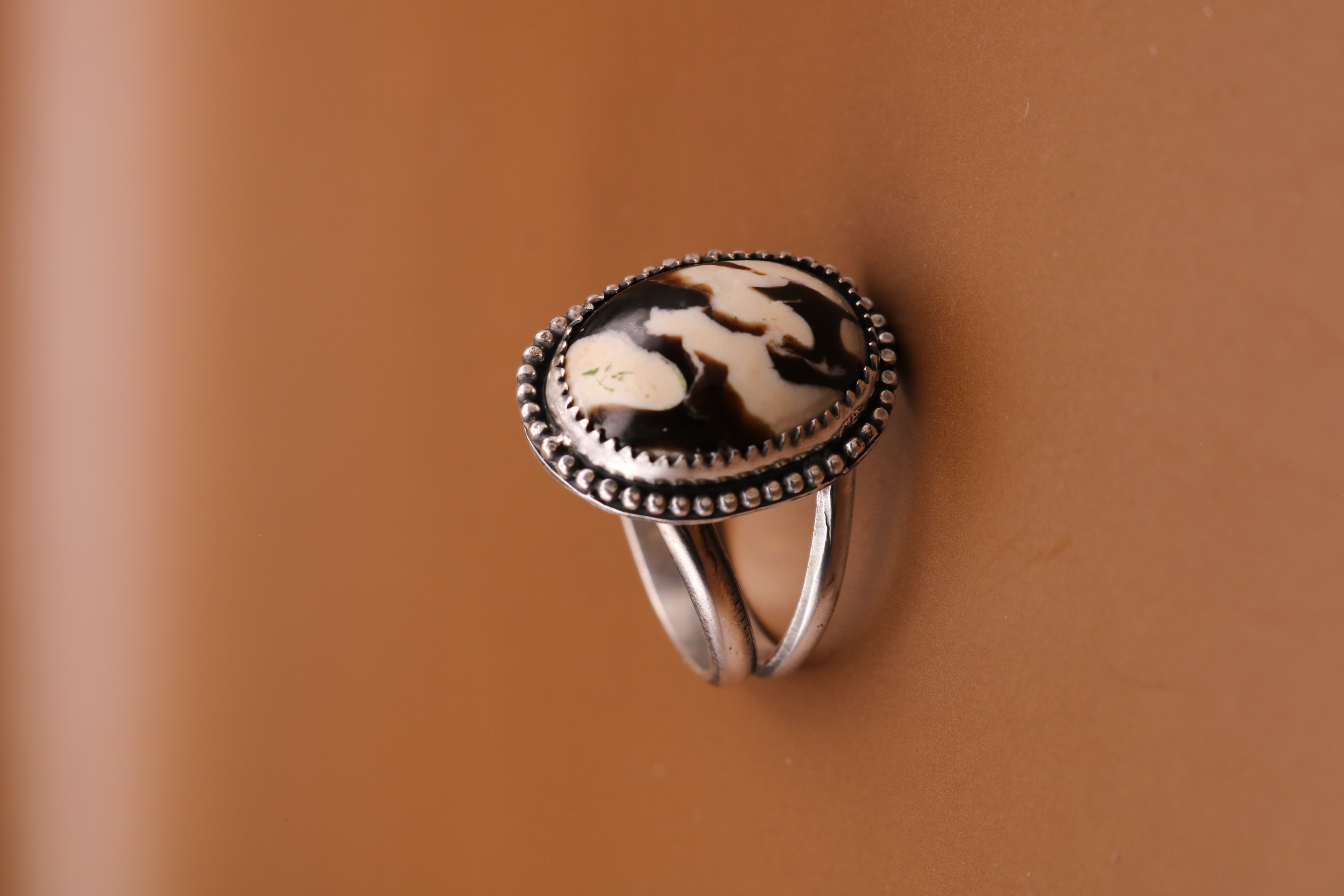 Silversmithed Peanut Jasper Crystal Ring Size 9