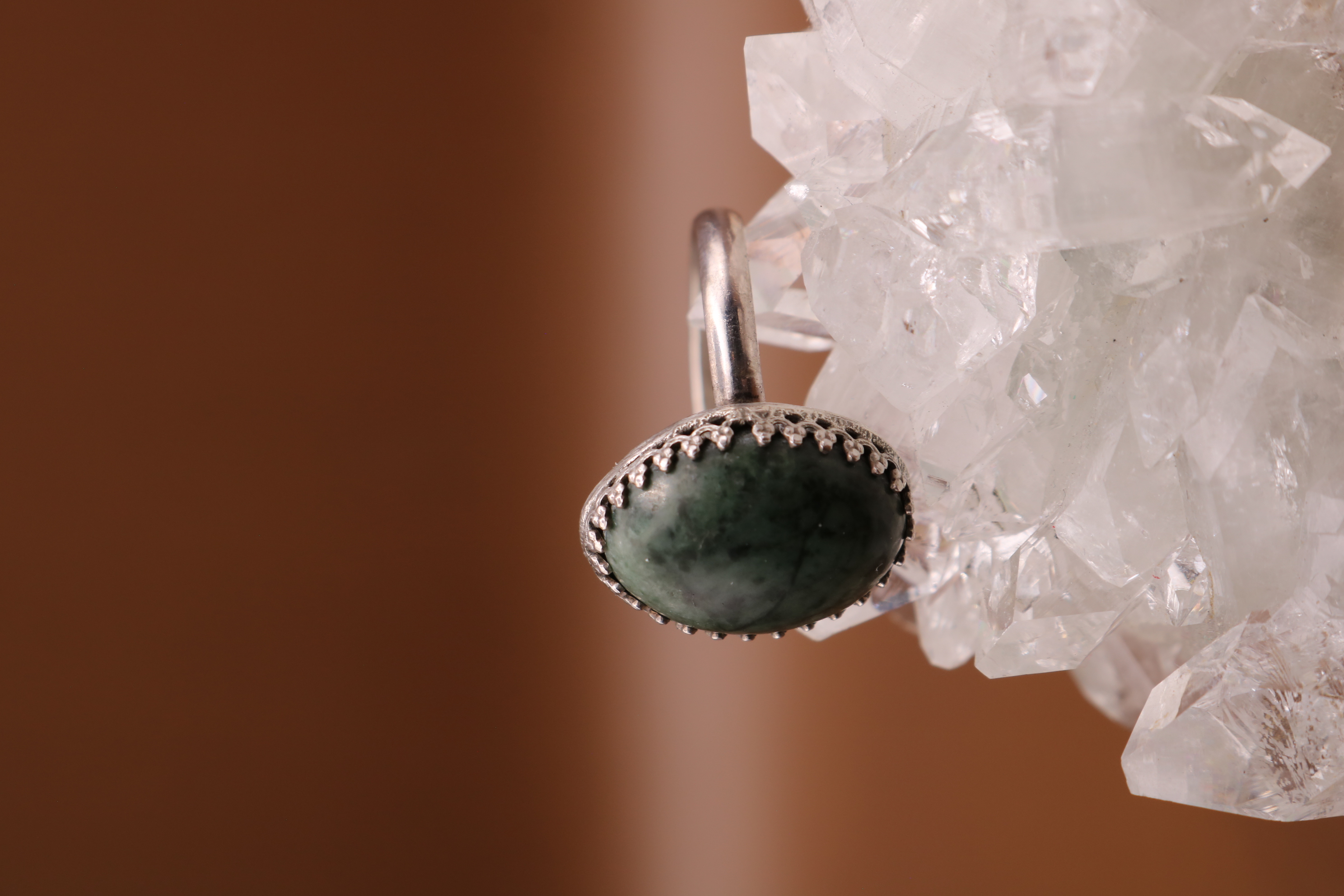 Silversmithed Serpentine Crystal Ring Size 9