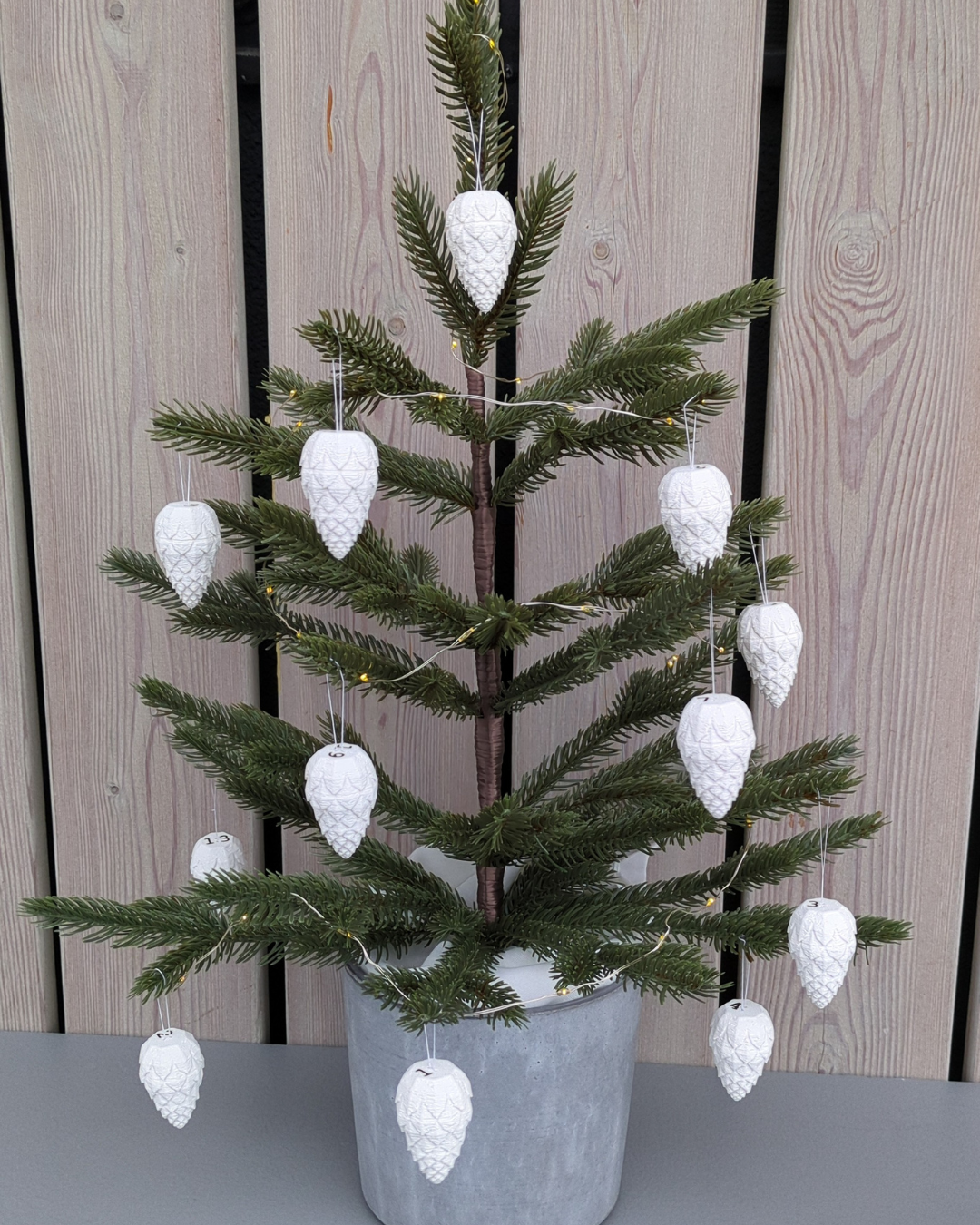 ADVENTO KALENDORIUS - EGLUTĖS ŽAISLIUKAI